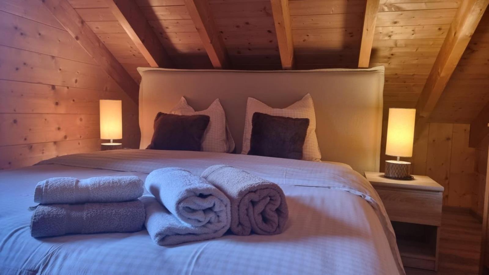Le Chalet Du Pere Michel, Jacuzzi, Sauna, Jardin La Bresse Bagian luar foto